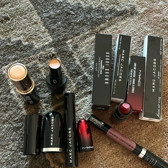 Mac, Marc Jacobs, Bobbi Brown bundle lipstick, concealer